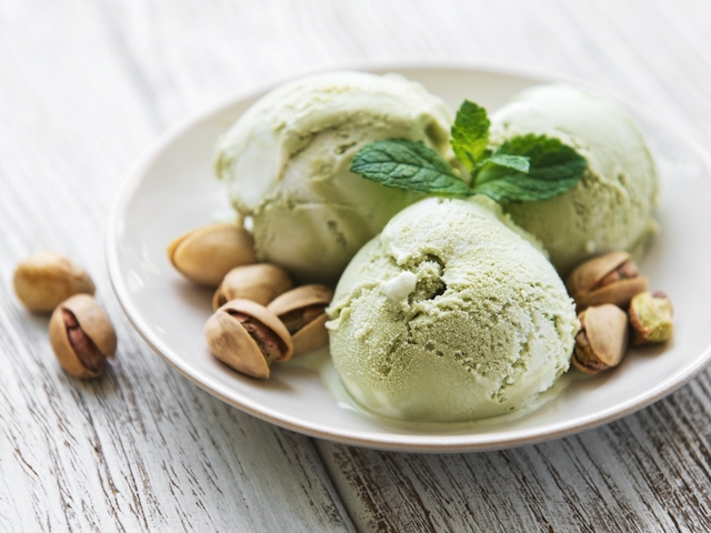 Ice cream compositions