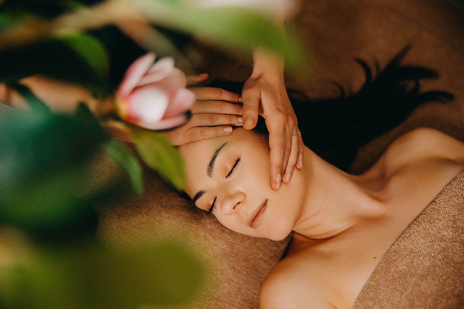 SKIN FIRST | FACE TREATMENTS