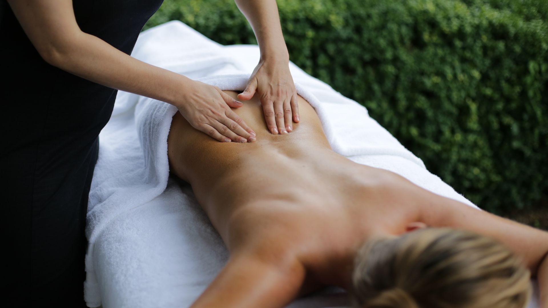 NATURALLY | UNIQUE WELL-BEING RITUALS