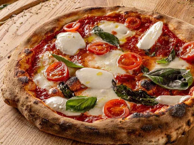 Pizza (32cm)