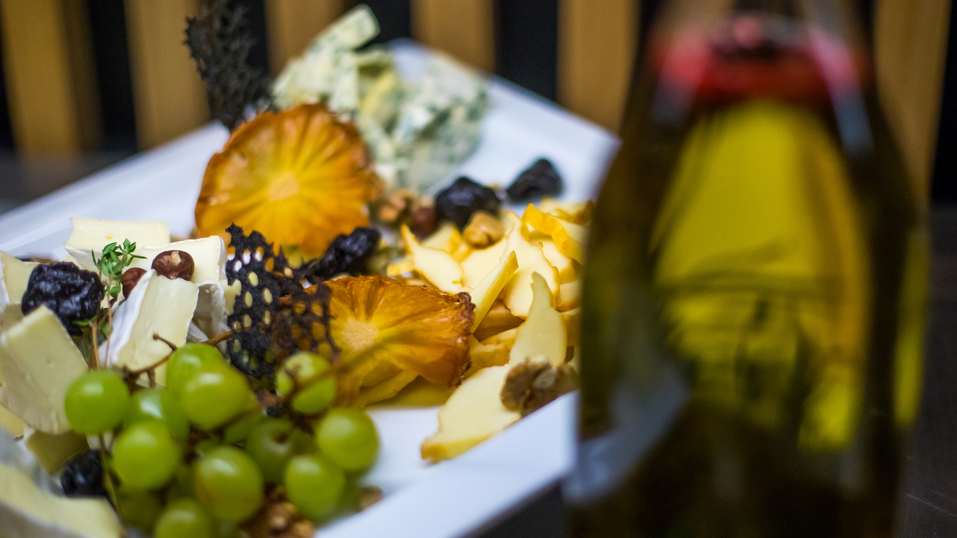 ROOM SERVICE NIGHTLY