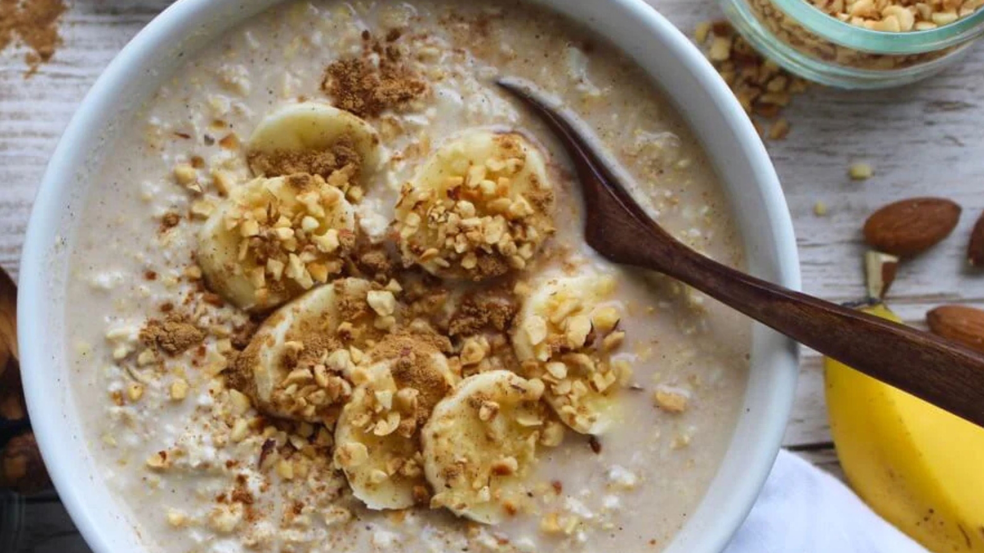 VEGAN BREAKFAST BOWL 