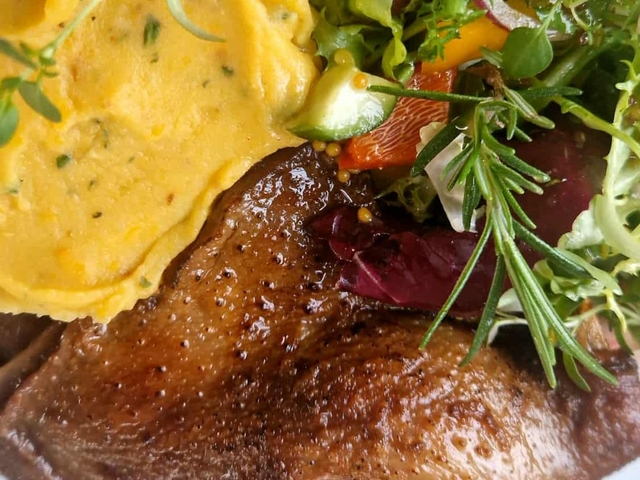 Listopad- Czas na gęsinę