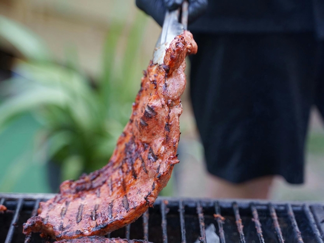 Mains From Ribs & Grills