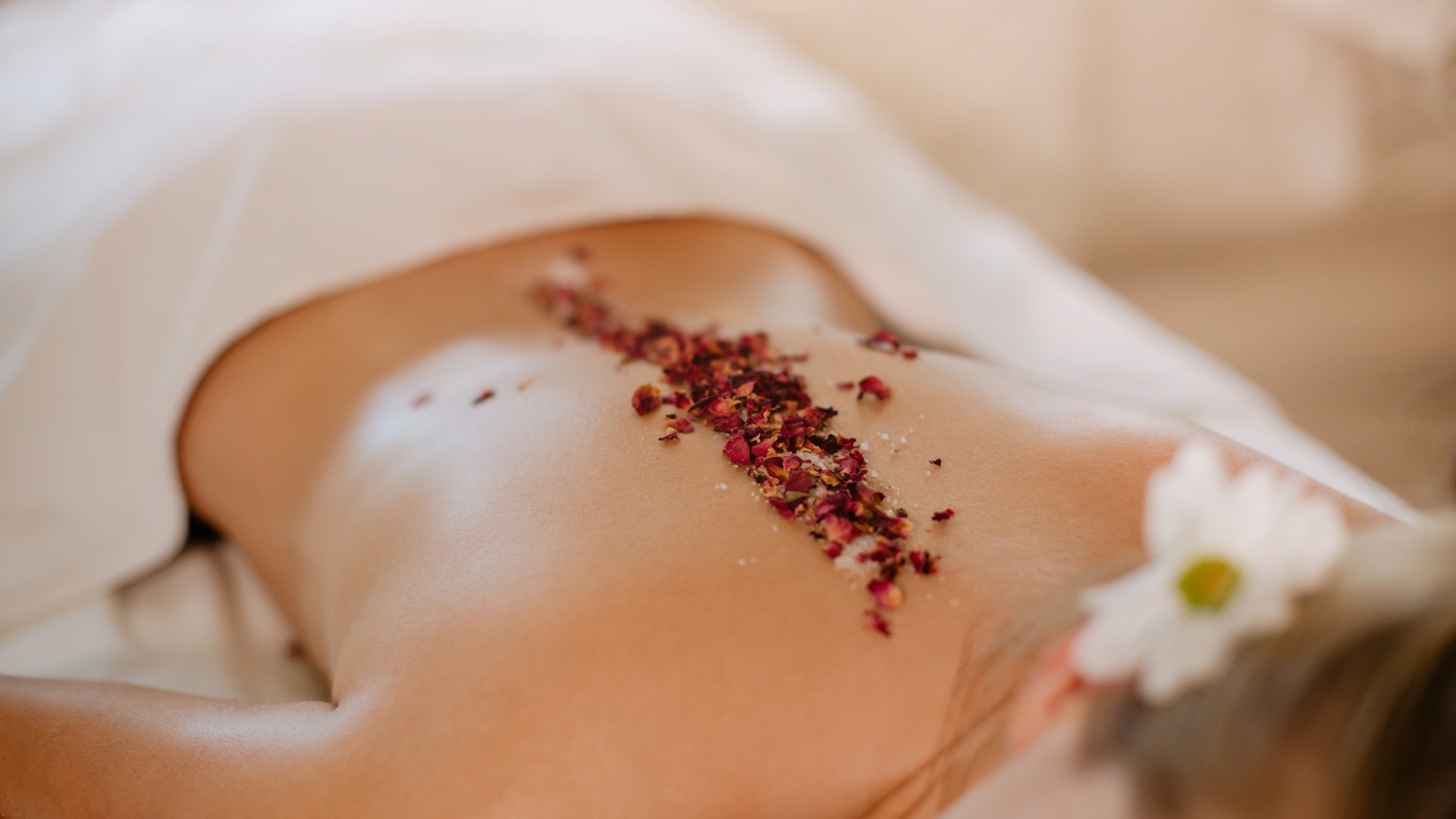 ETERYCZNE RYTUAŁY NA CIAŁO