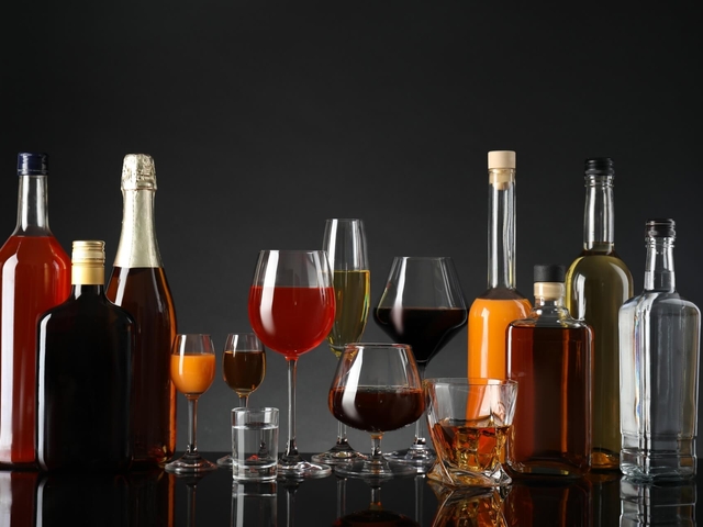 Wina Musujące/Champagne
